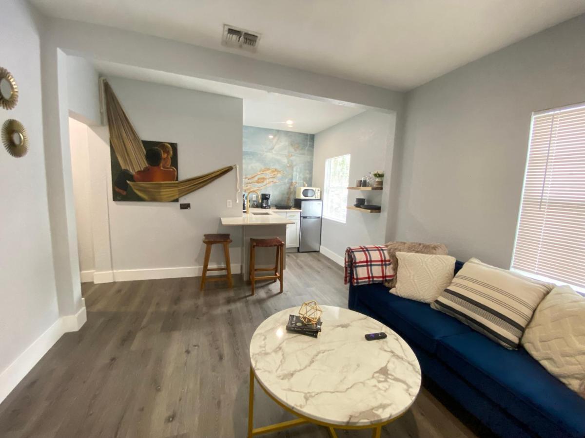 Bella Breeze Appartement Sanford Buitenkant foto